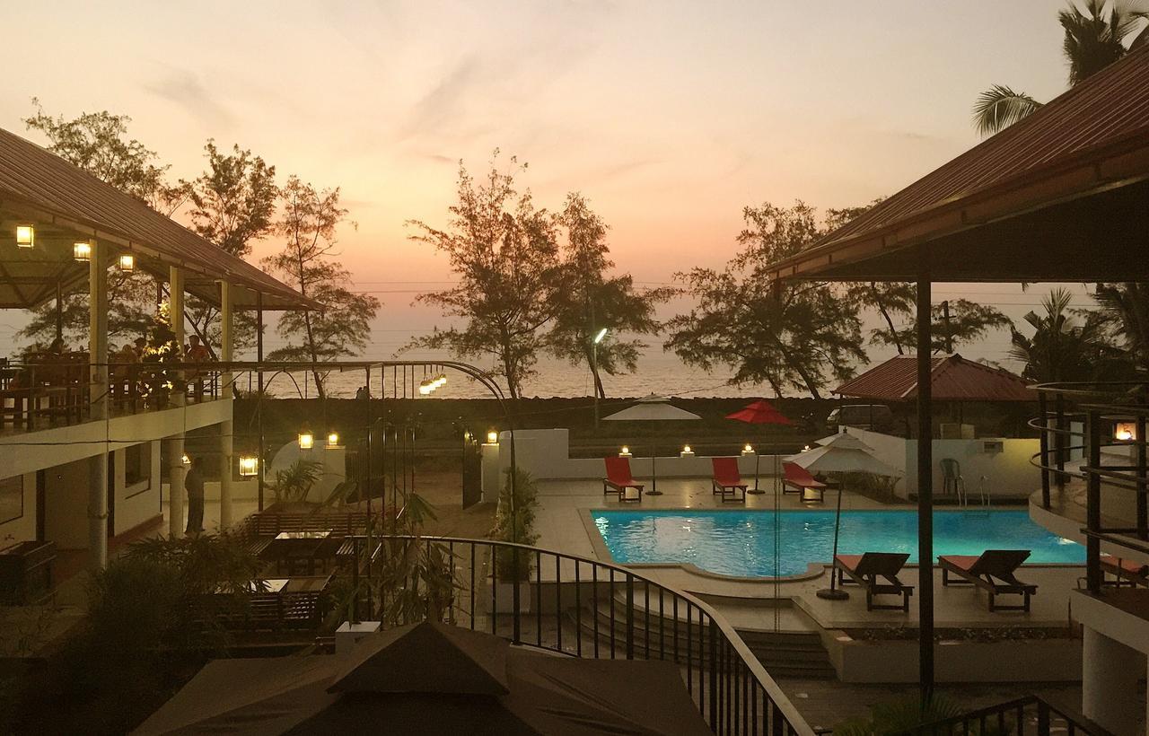 Petit Elephant Cherai Beach Exterior photo